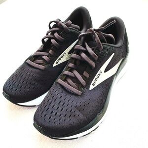 NWOT! Brooks women’s running sneakers